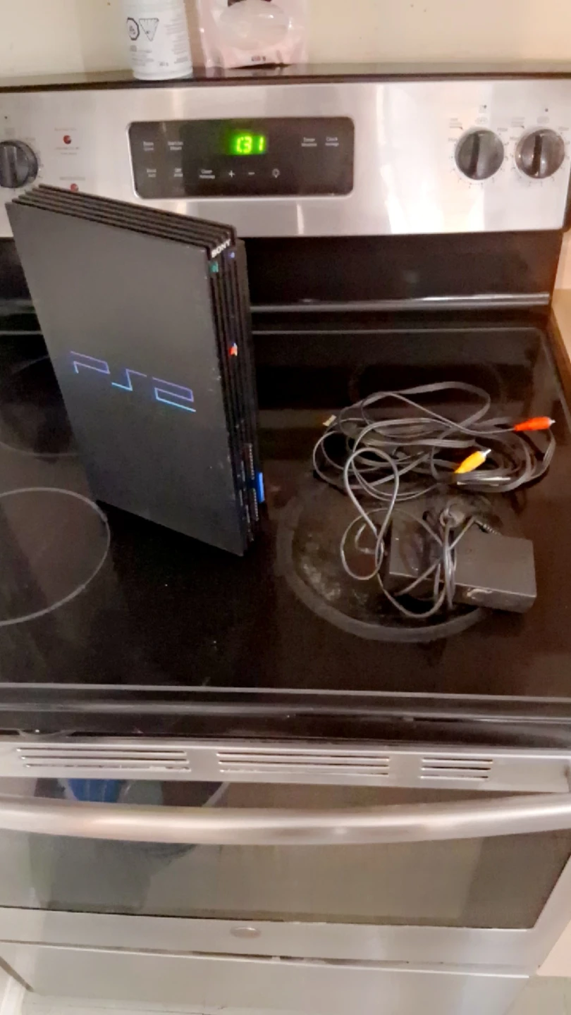 Sony PlayStation 2 Console Bundle