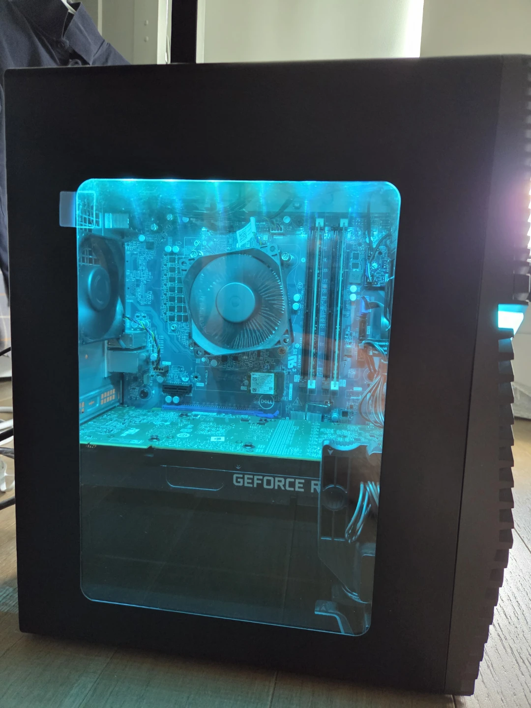 Dell G5 Gaming Desktop Computer & 165Hz Monitor VG248. - photo 2
