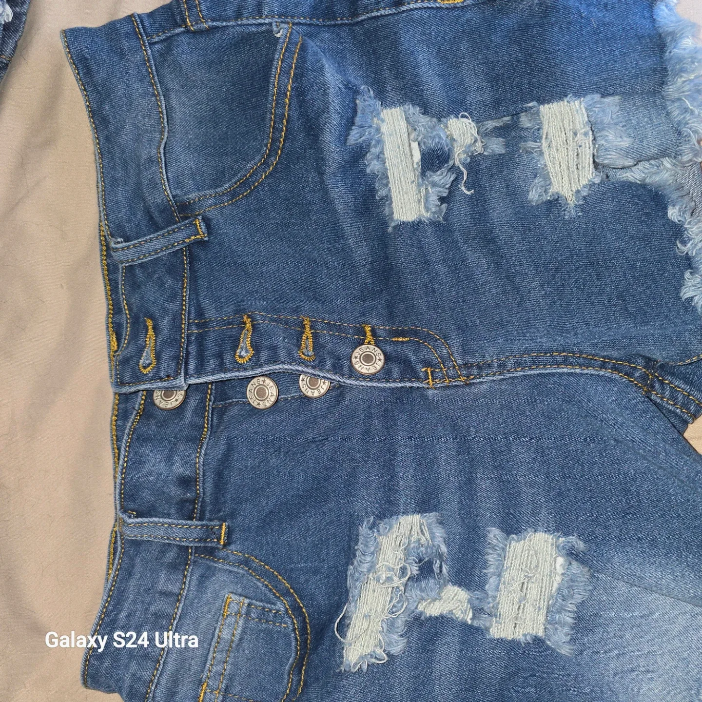 Women's Distressed Denim Shorts - photo 2