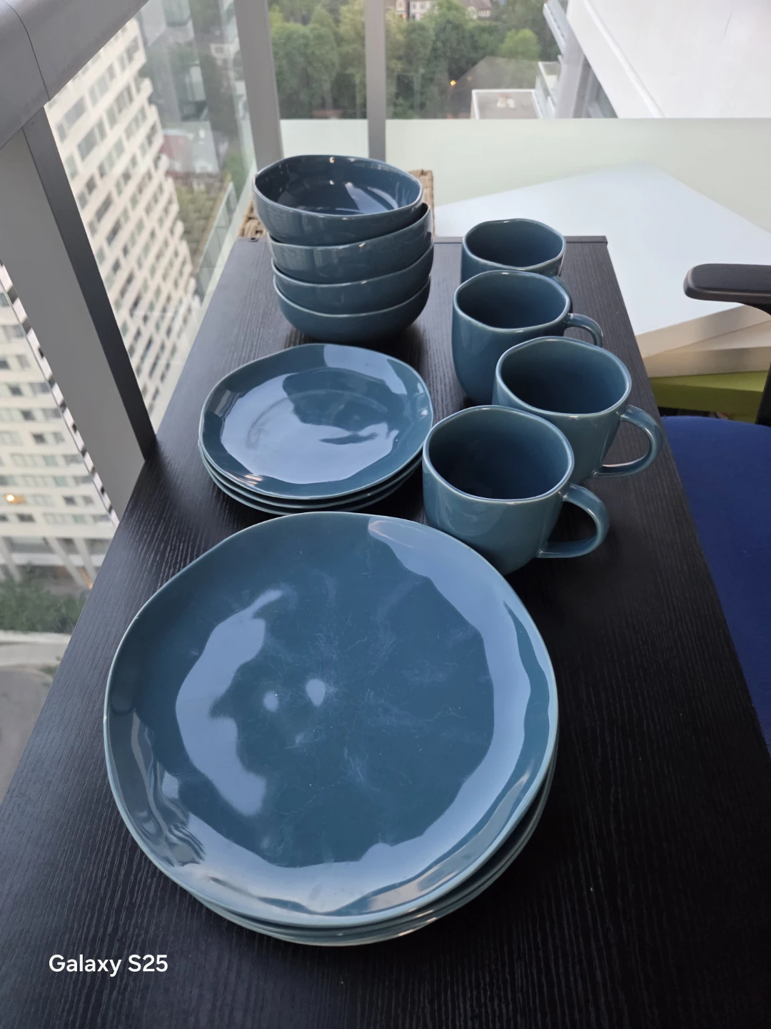 Teal Dinnerware Set - 4 Mugs, 4 Bowls, 4 Plates - photo 3