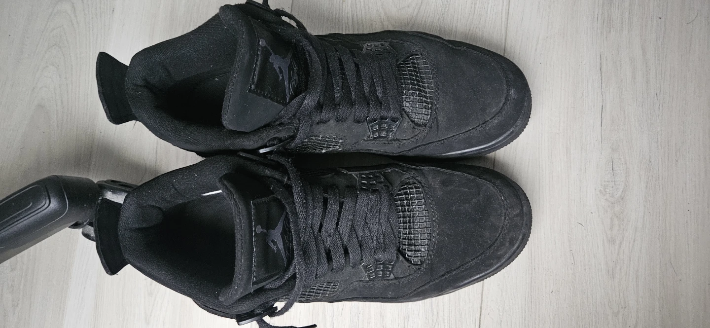 Air Jordan 4 Retro Black Cat - photo 4
