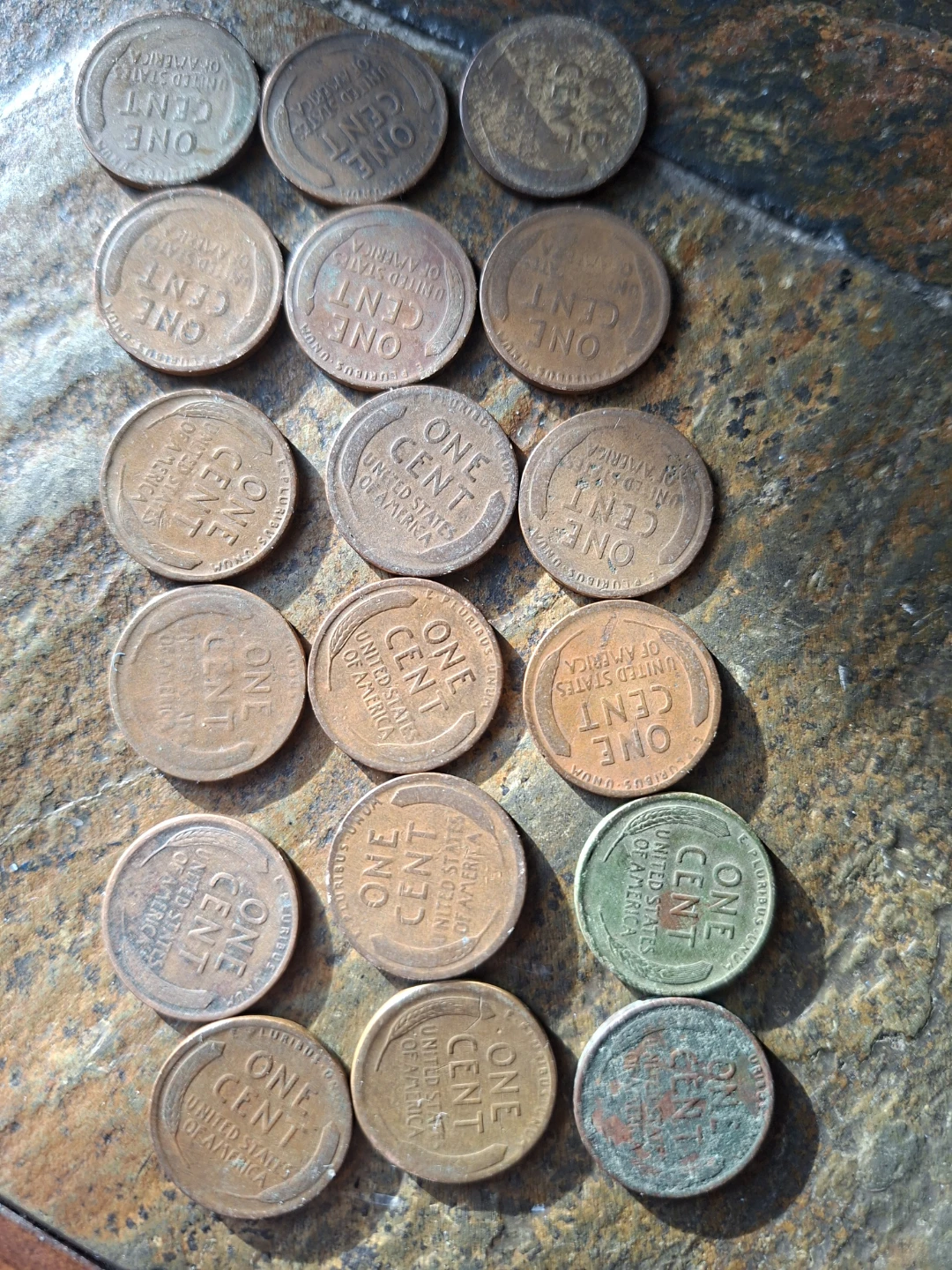 All 1910's Collection of 18 Lincoln Wheat Pennies