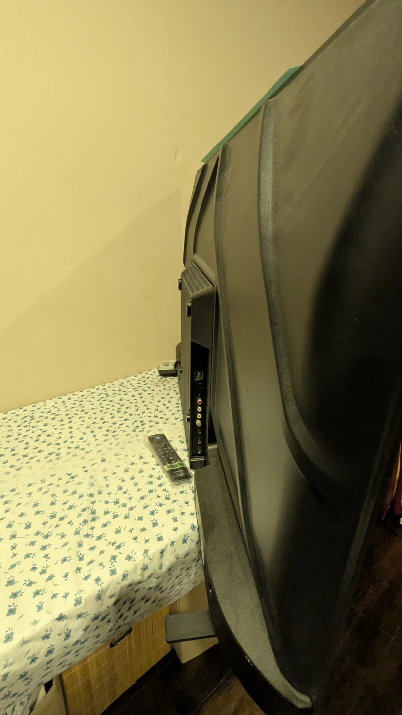Toshiba 43" Fire TV - photo 3