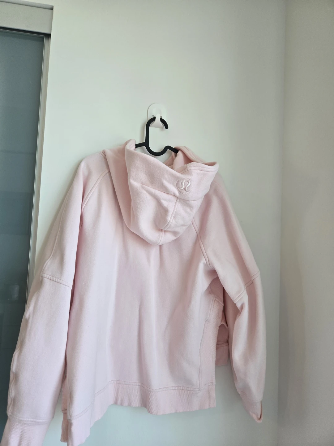 Lululemon pink hoodie - photo 2