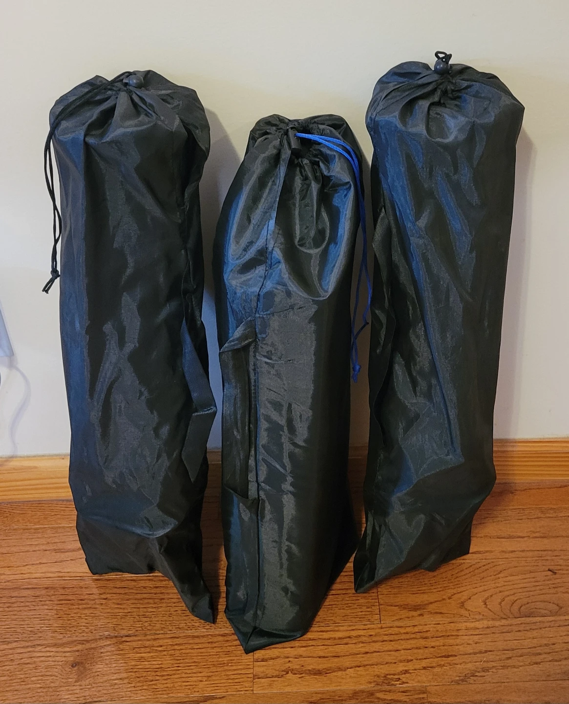 New 2 Camping Chairs and Table Set - photo 4