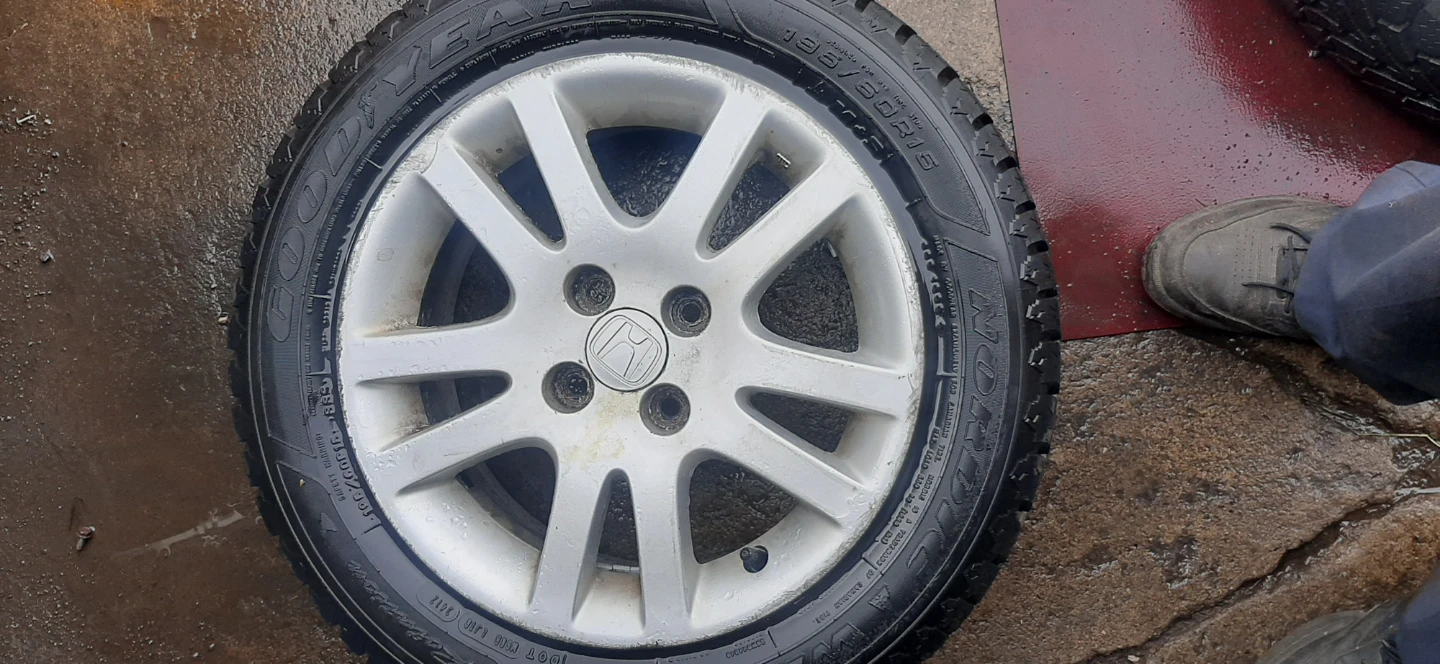 Goodyear Winter Tires on Honda Rims (Set of 4) - photo 4