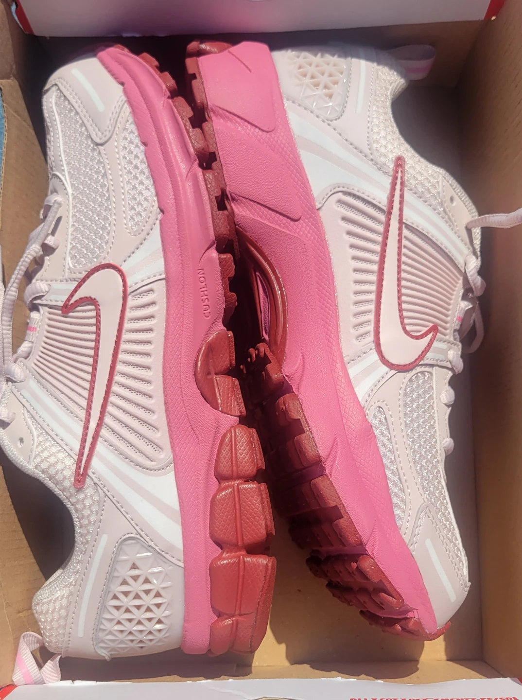 Nike Vomero 5 Women's Shoes Pink/White Size 7Y - photo 3