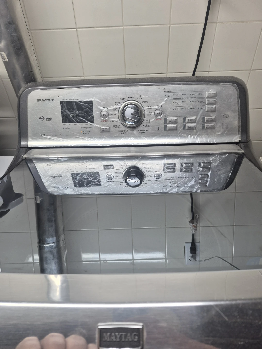 Maytag Bravos XL Washing Machine - photo 2