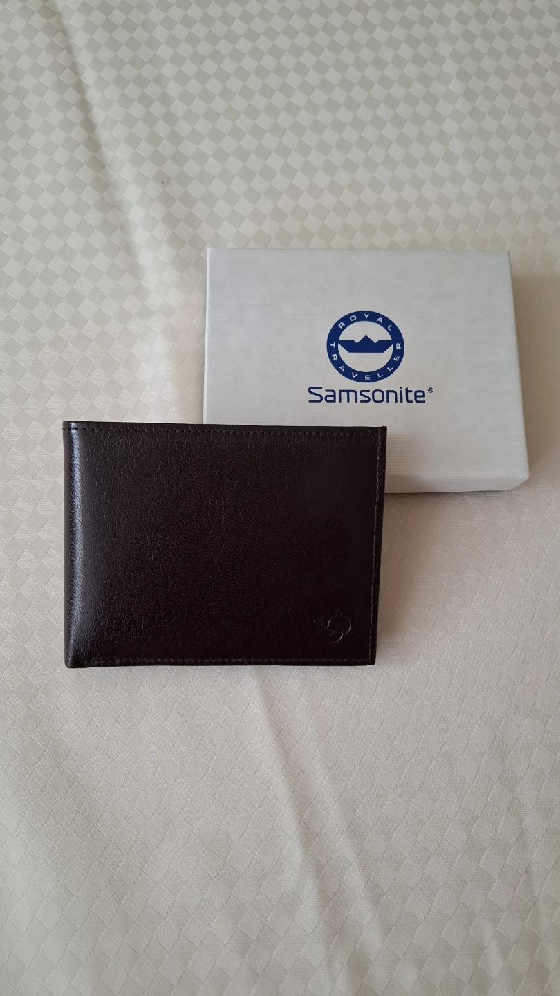 🆕️Samsonite Bi-fold Wallet - Brown