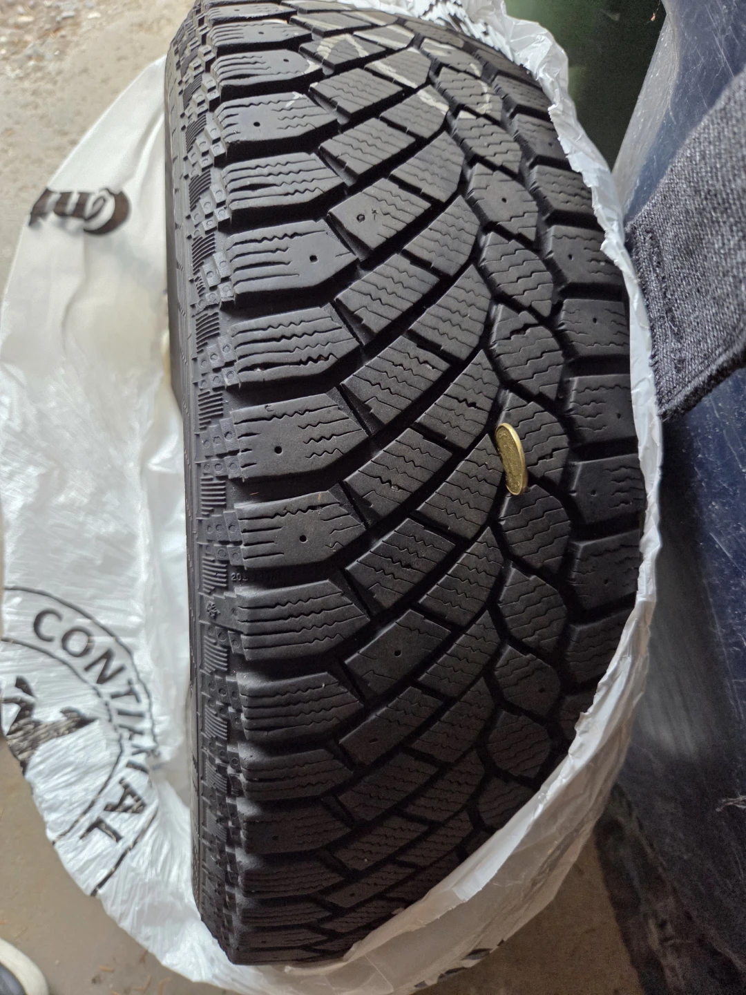 Continental VikingContact 7 Winter Tire - photo 3