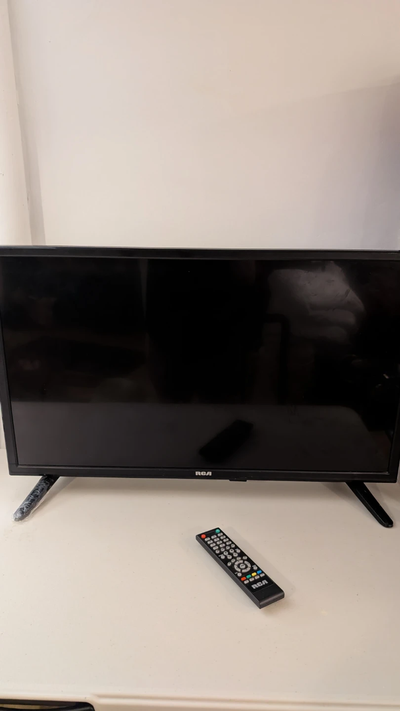 32 inch TV with Google Chromecast