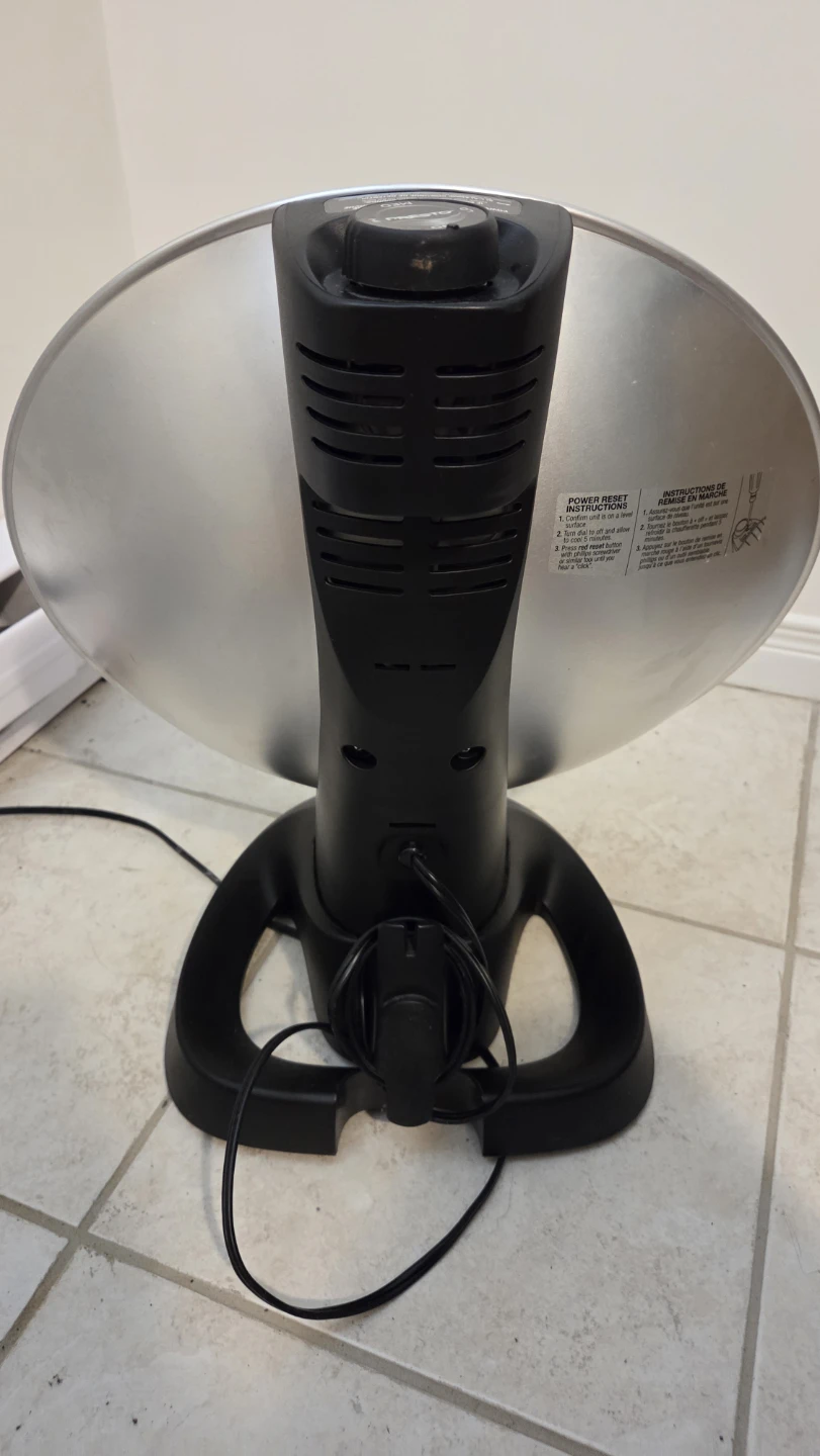 Presto HeatDish Electric Heater - photo 3