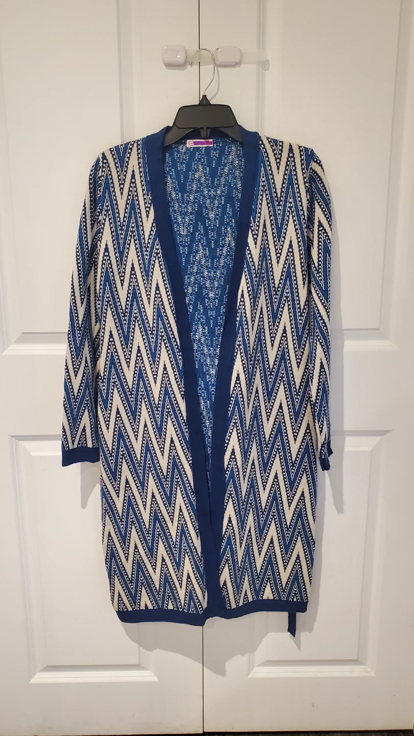 Women's Blue & White Zigzag Open Front Cardigan