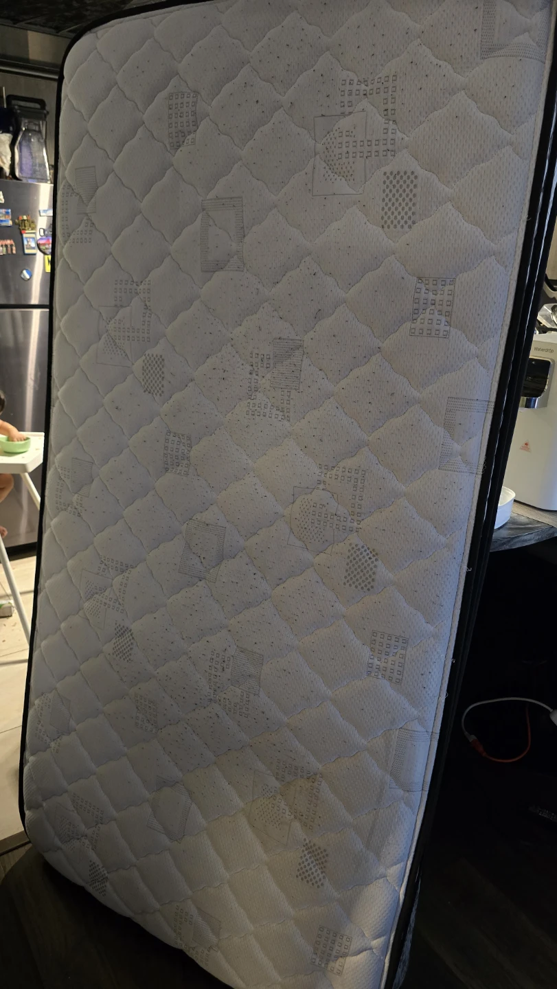 Twin Mattress for Sale – 39" x 75"