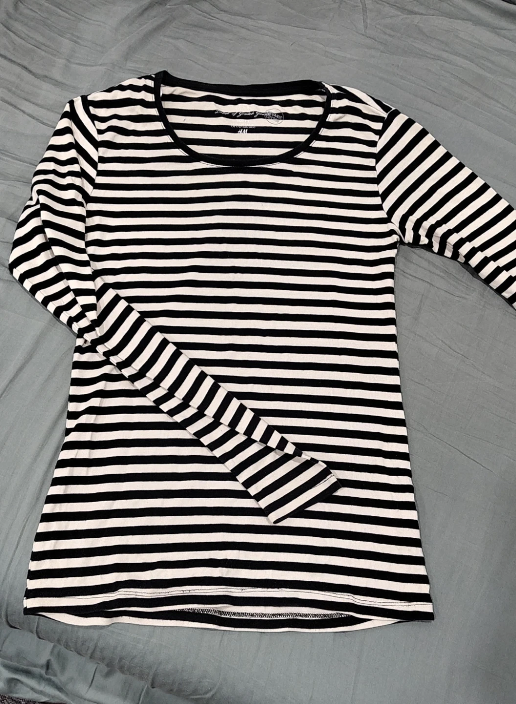 Denim Dress & T-shirt Quick Sale!! - photo 4