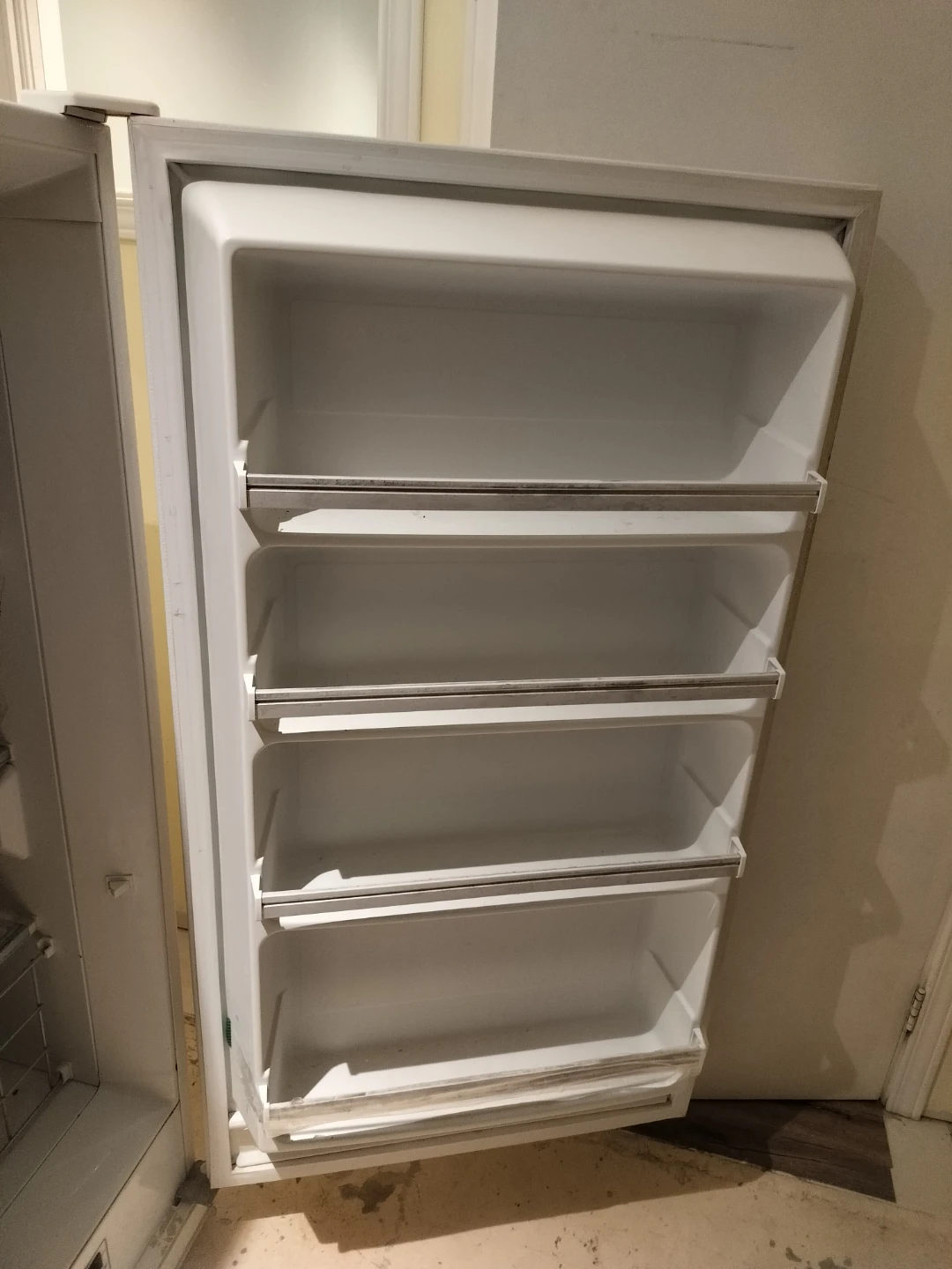 Kenmore White Freezer - photo 3