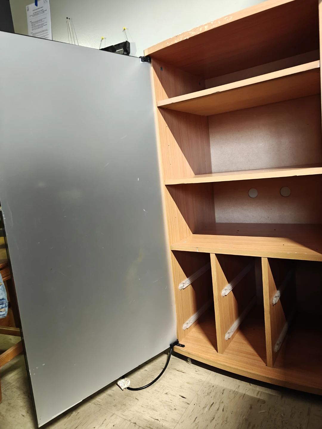Wooden cabinet with frosted glass door - photo 2