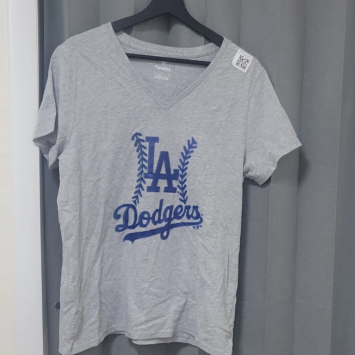 Fanatics LA Dodgers Gray V-Neck T-Shirt - photo 2