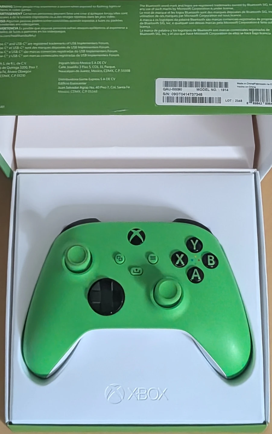Xbox 1 S 2TB G.O.W Edition w/ Controller & Cables - Asking $310 - photo 2