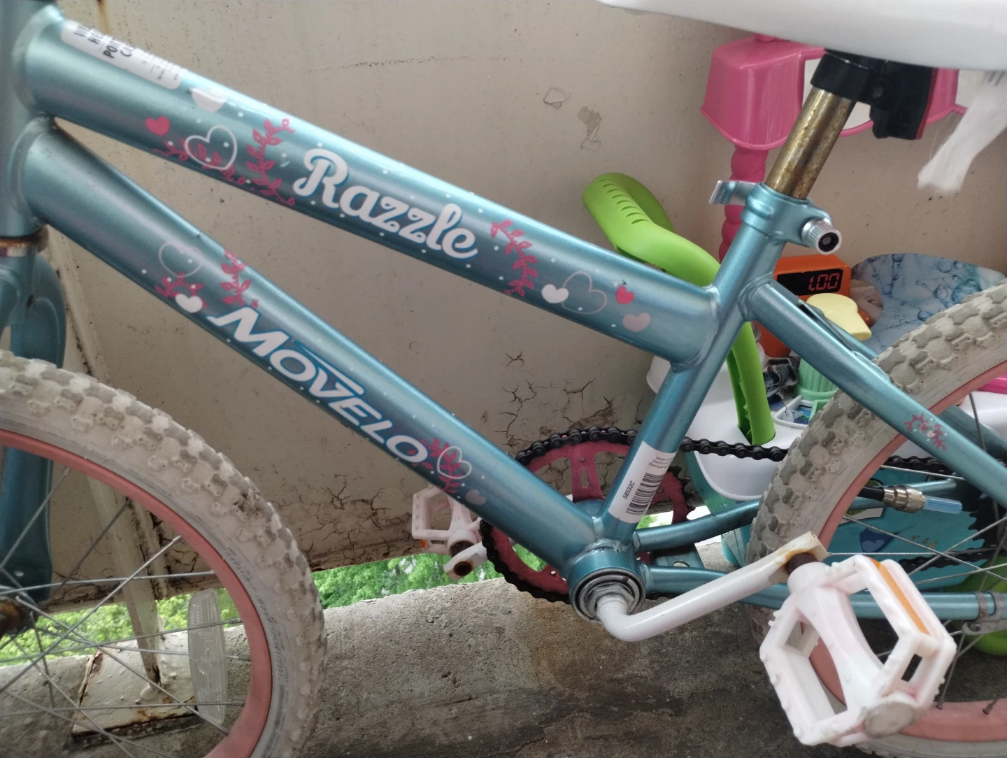 Movelo Razzle Kids Bike - photo 3
