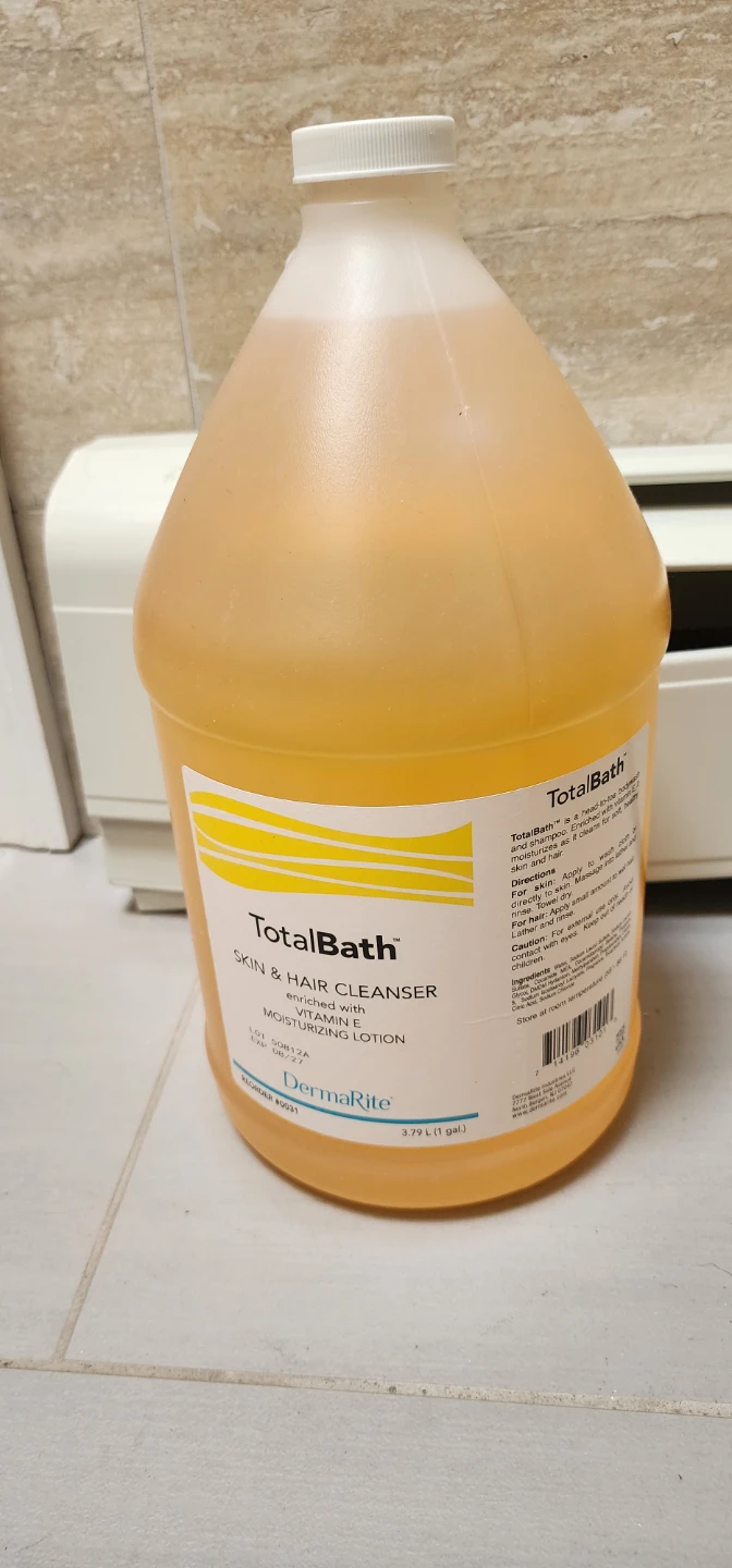 TotalBath Skin & Hair Cleanser with Vitamin E - 1 Gallon⚽