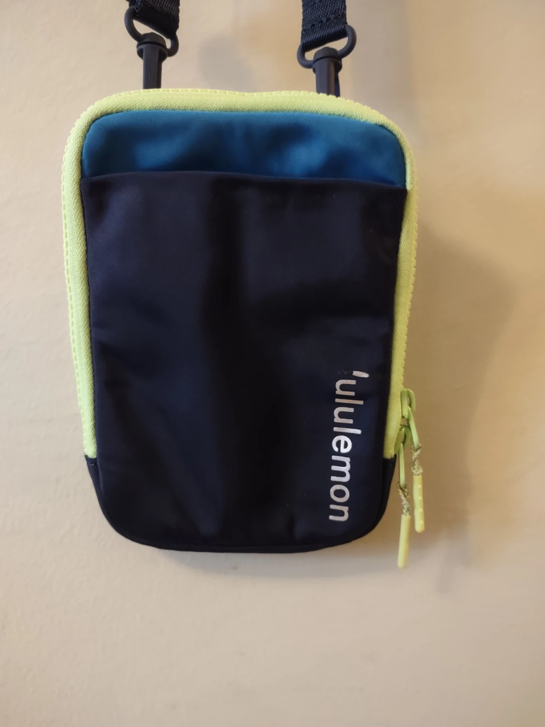 Lululemon crossbody bag