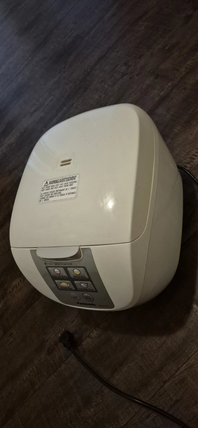 Panasonic Fuzzy Microcomputer Rice Cooker SR-DF181 - photo 2