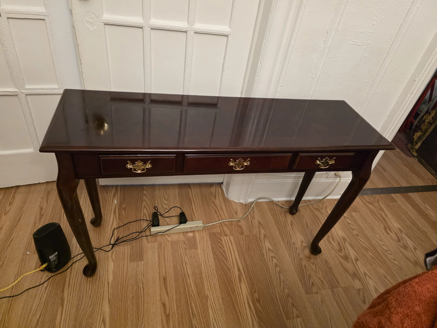 Console Table - photo 2