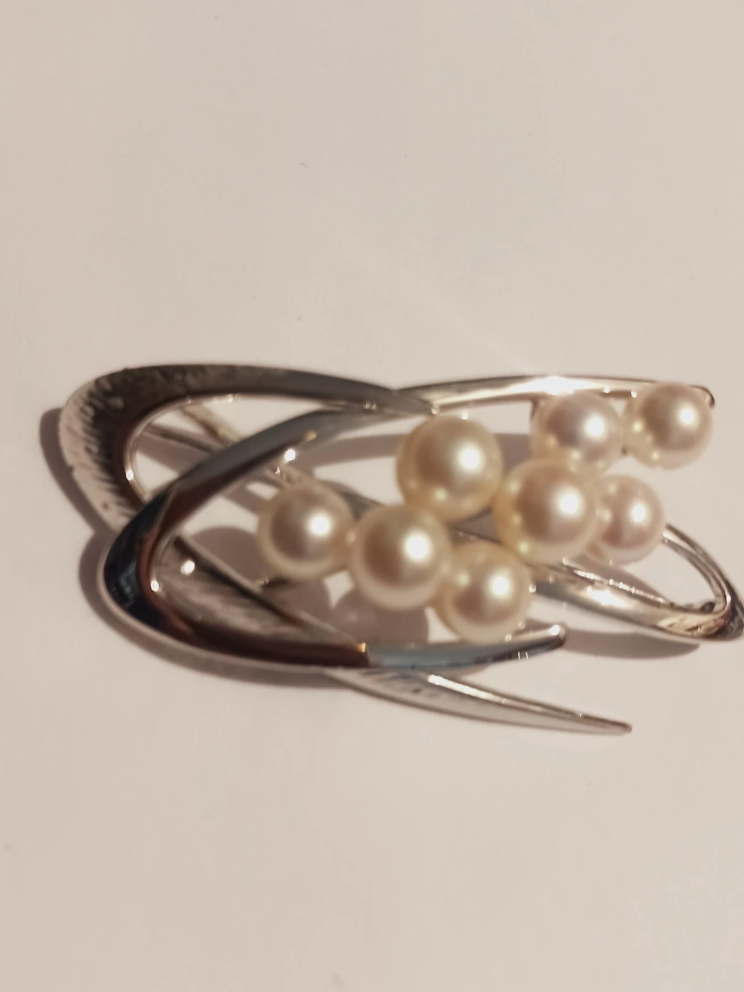 AUTHENTIC SIGNED MIKIMOTO AKOYA CULTURED PEARLS BROOCH - photo 3
