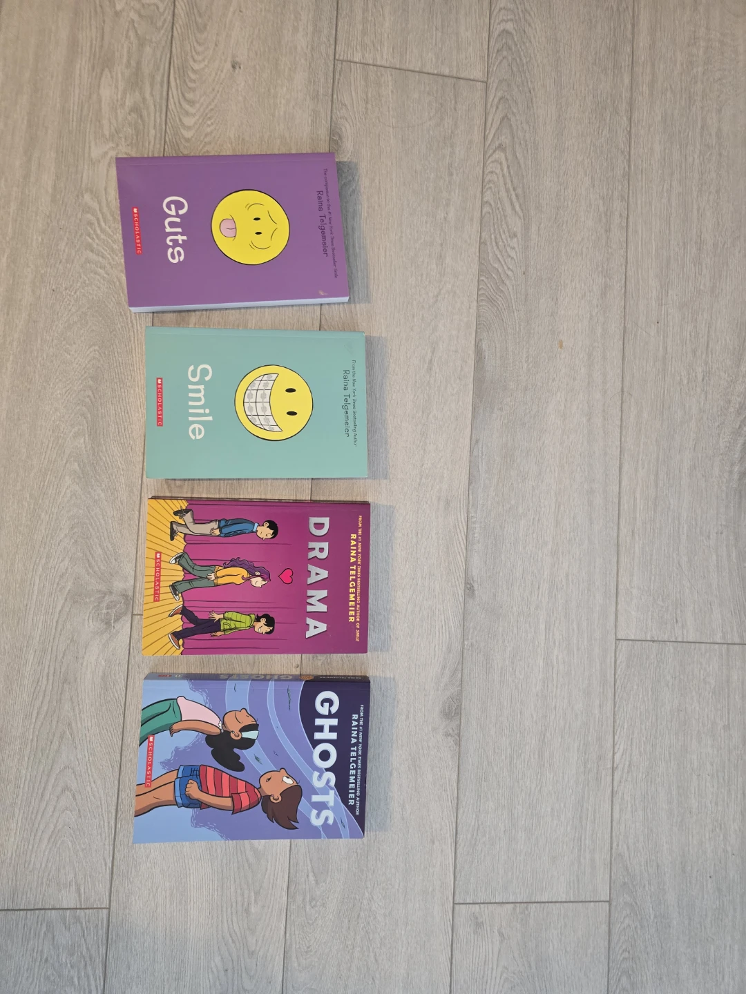 Raina Telgemeier Graphic Novels - Guts, Smile, Drama, Ghosts