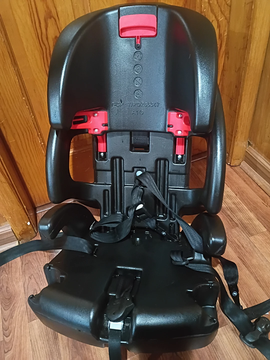 Graco Black Child Booster Seat with Harness - photo 3