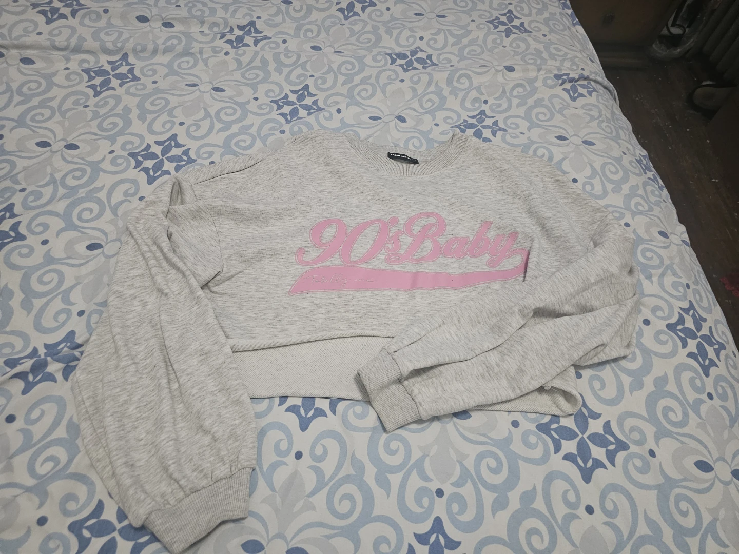 Grey '90s Baby' Cropped Sweatshirt