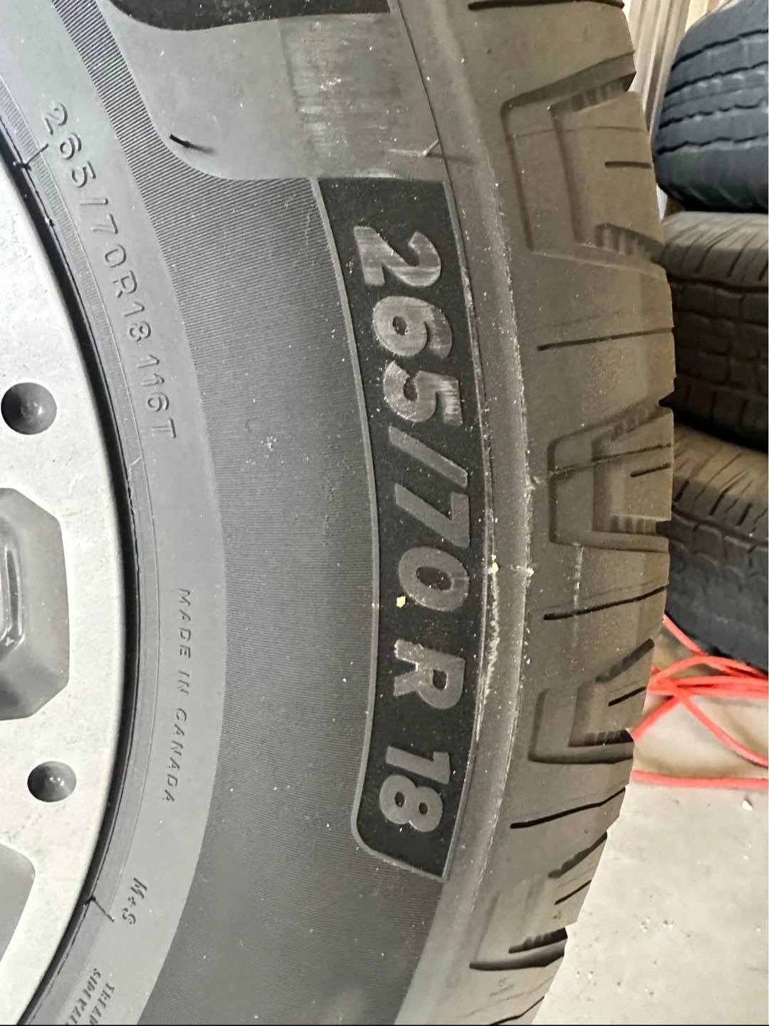 Michelin All-Season Tires 265/70 R18 - photo 2