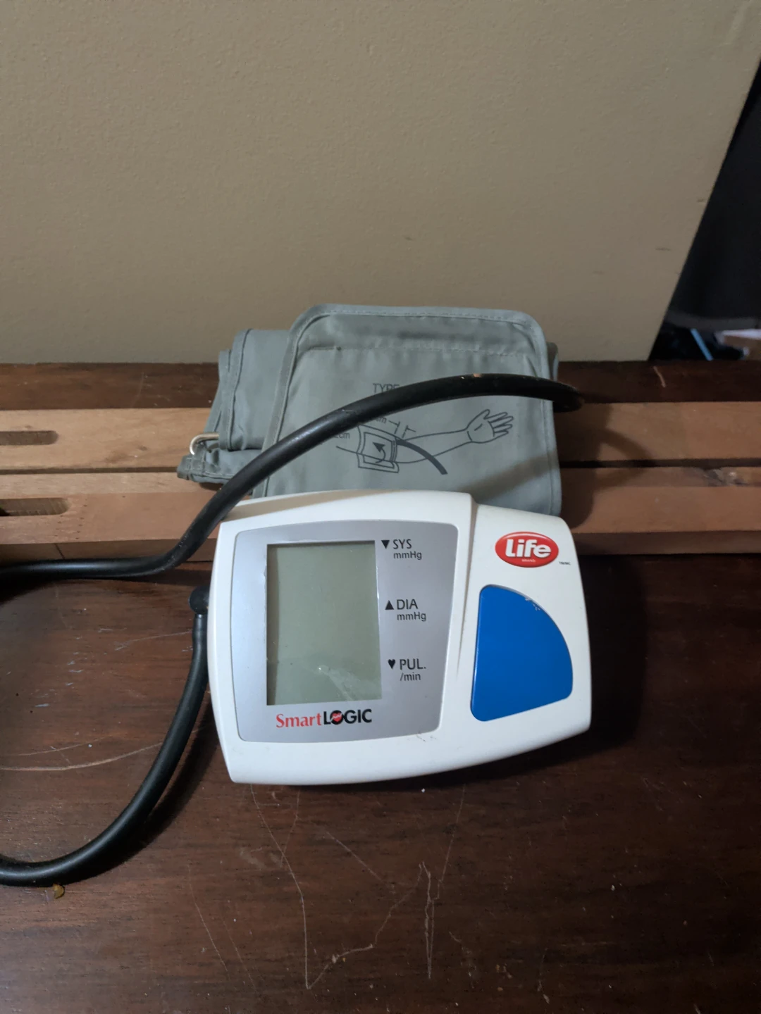 Life SmartLogic Blood Pressure Monitor Model 5534 - photo 2