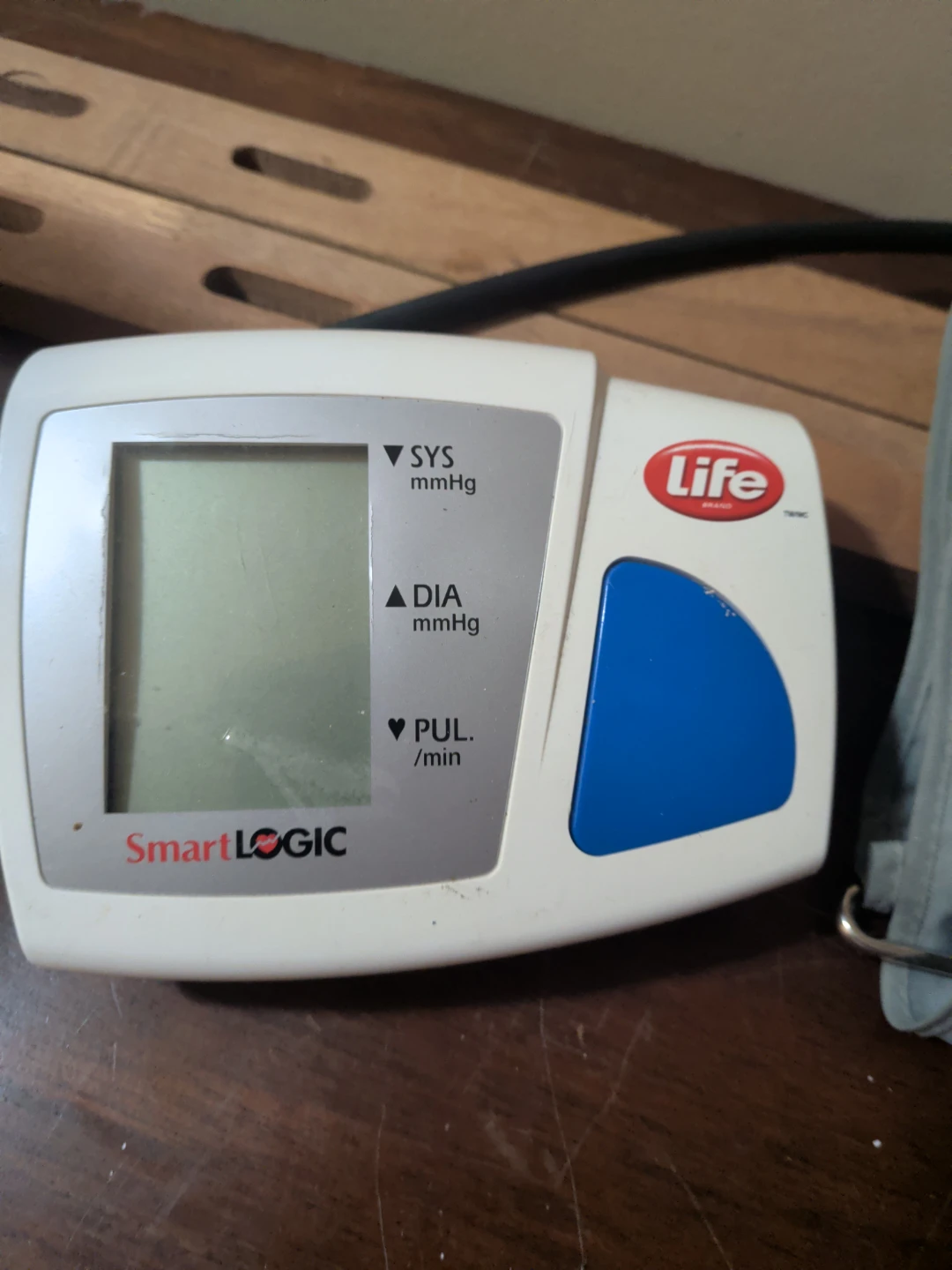 Life SmartLogic Blood Pressure Monitor Model 5534 - photo 4