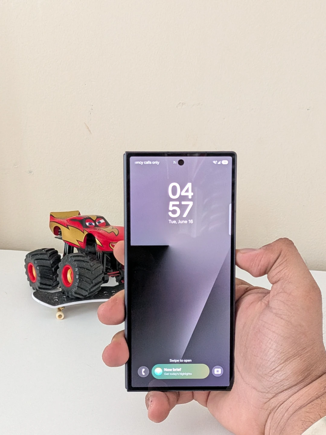 Samsung Galaxy Z Fold 7 | 256GB | Jet Black - photo 3