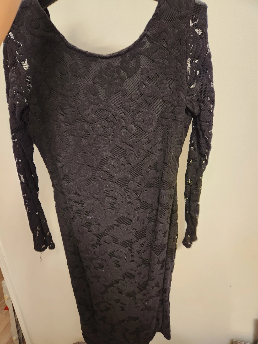 Black Lace Long Sleeve Dress ⚽