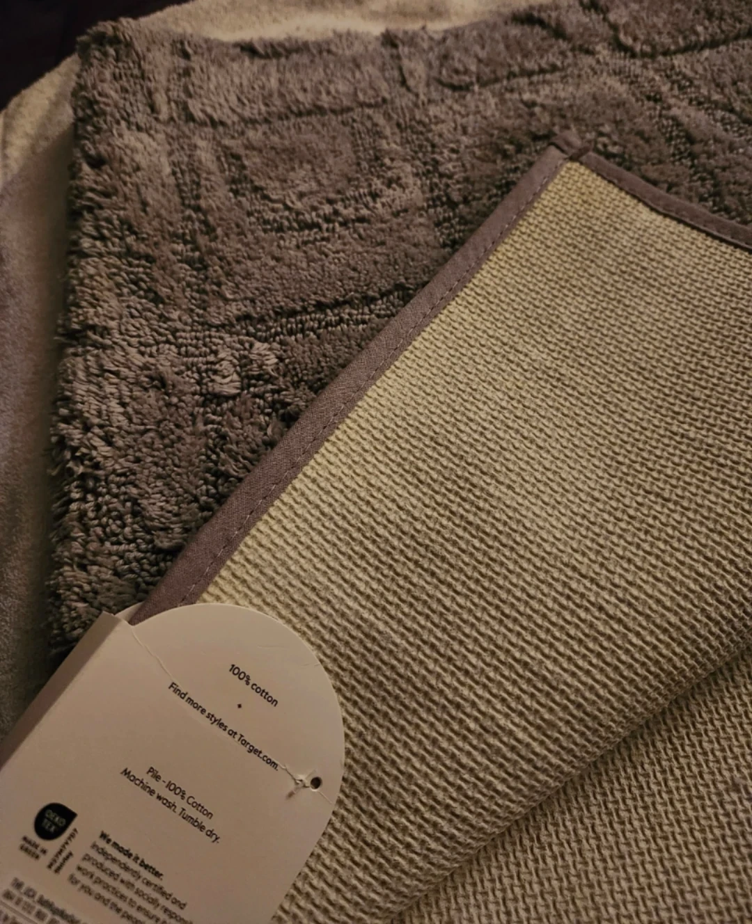 NEW Bath Rug 20 x 30" NON SKID BACK, ⚽️⚽️ GRAY - photo 2