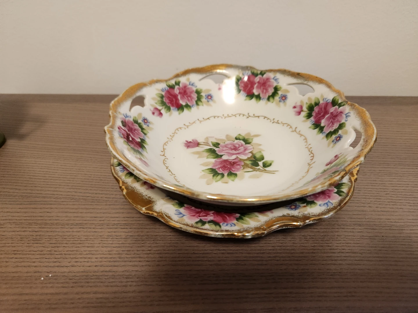 Vintage Floral Ceramic Bowl and Plate Set - photo 5