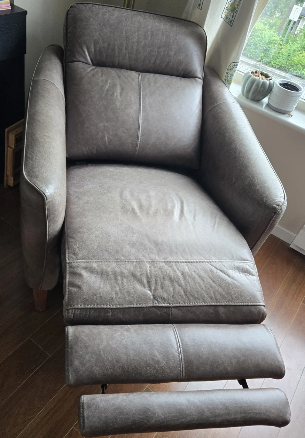 Brown Leather Recliner Armchair