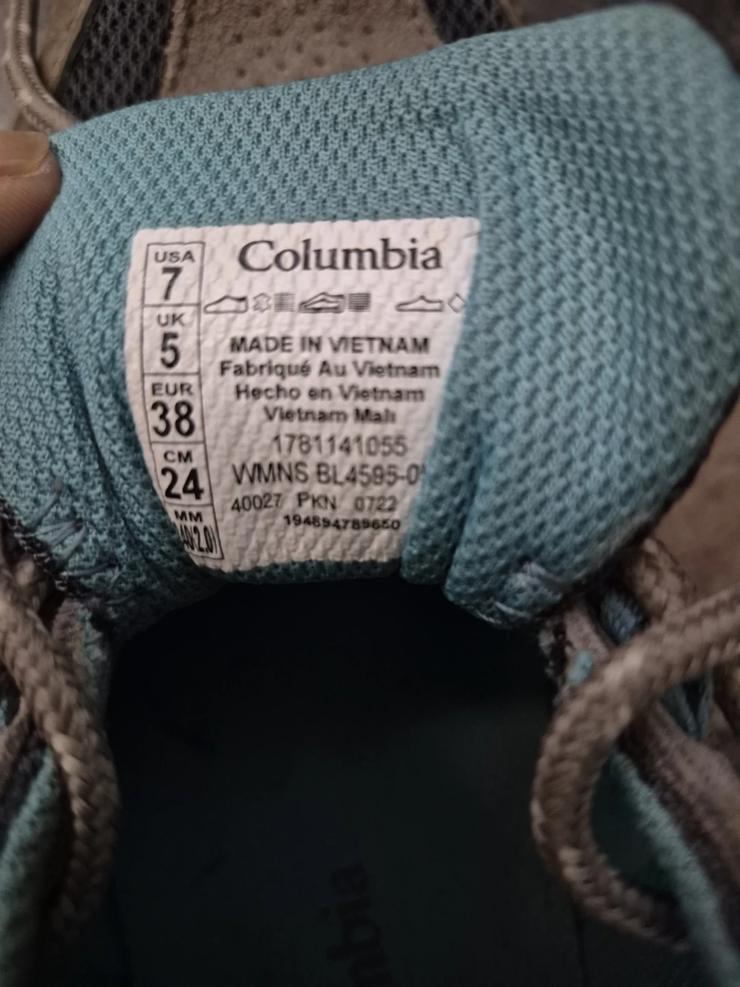 Columbia Women's Hiking Shoes Size 7 - photo 3