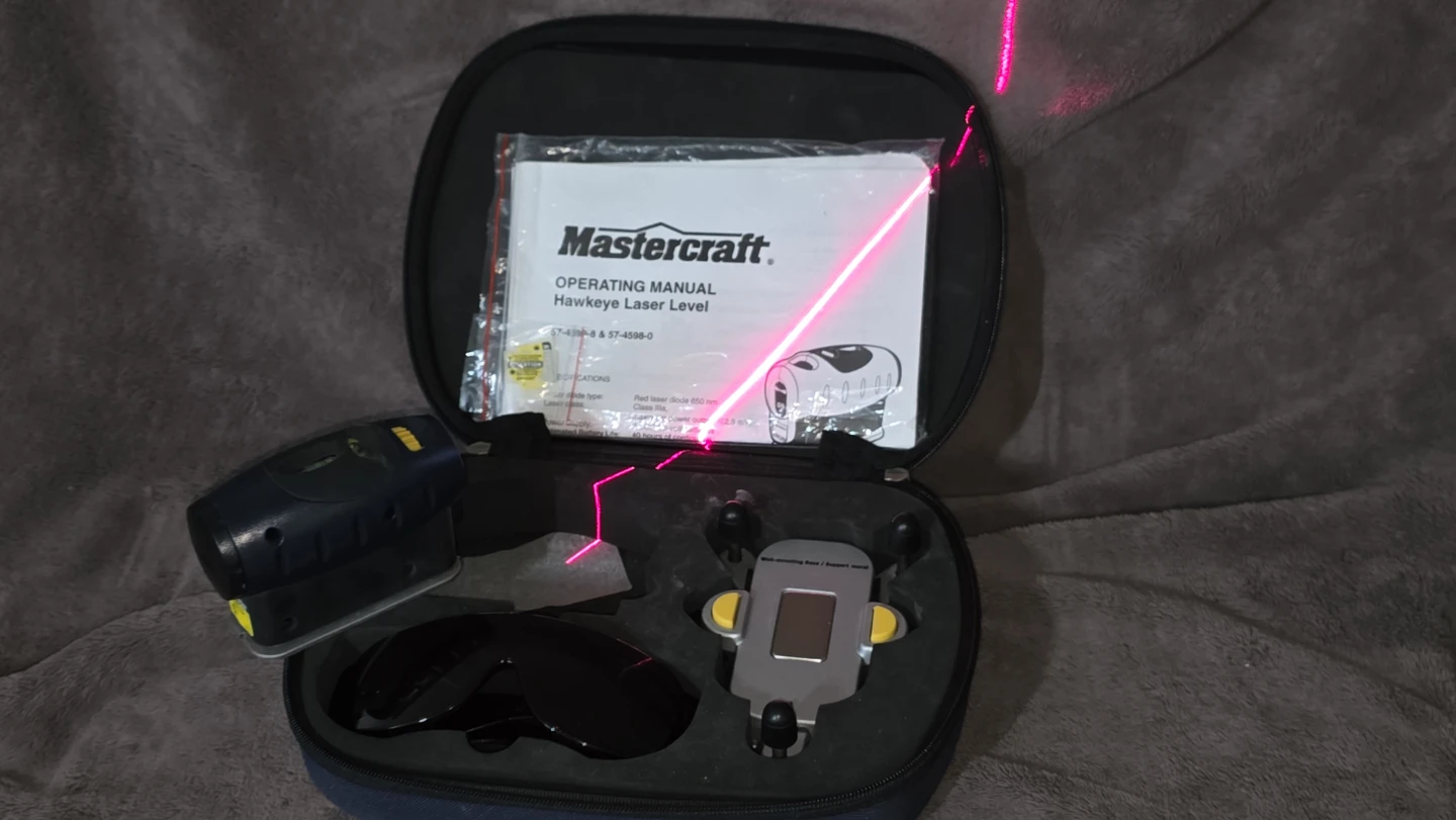 Mastercraft Hawkeye Laser Level with Case