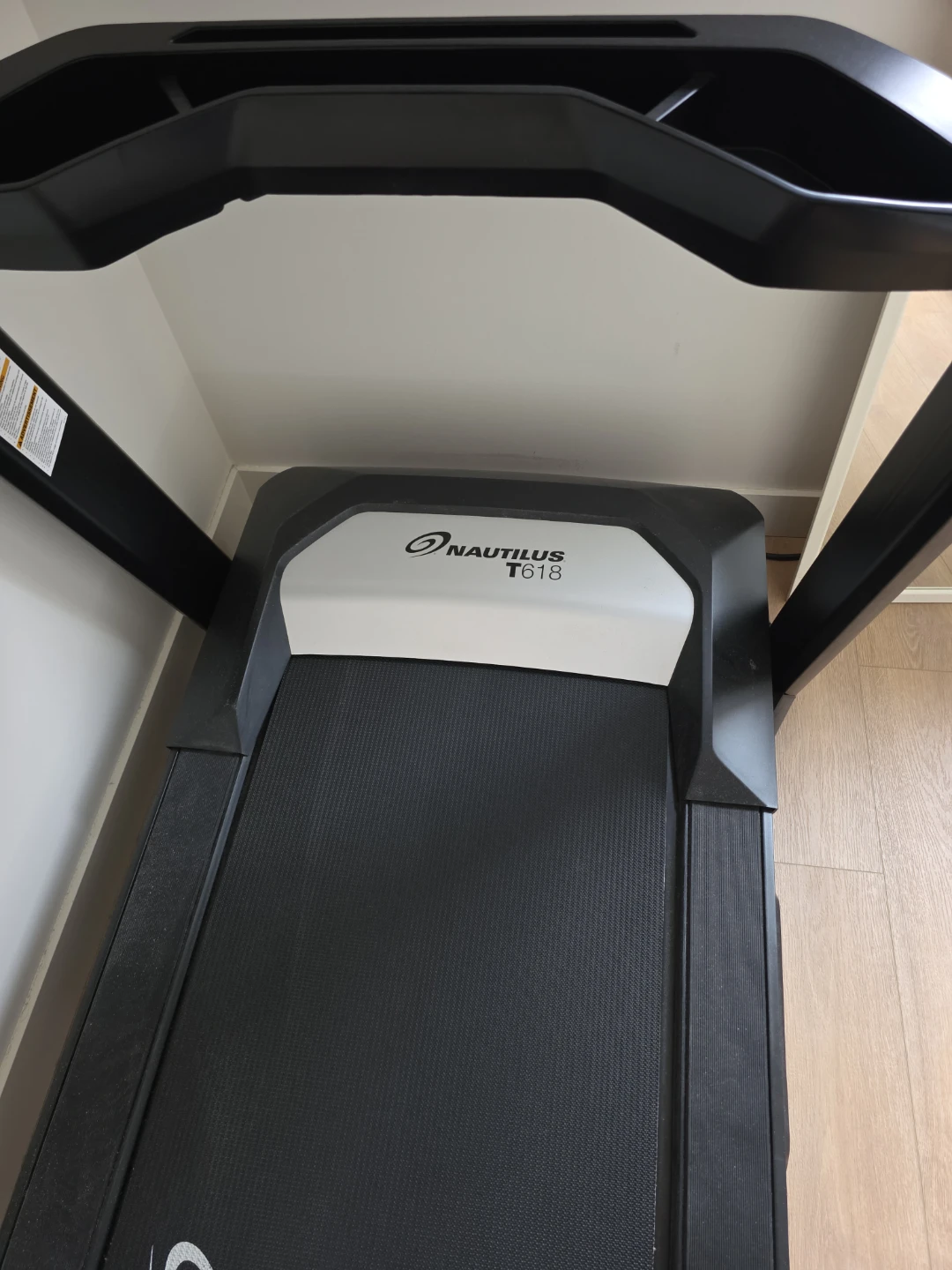 Nautilus T618 Treadmill - photo 2