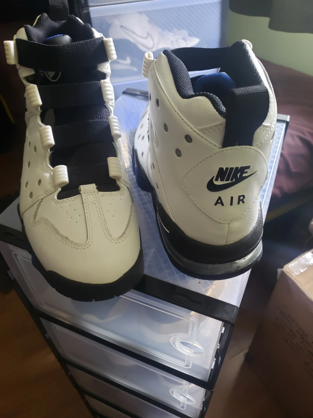 Nike Air Basketball Shoes - photo 3