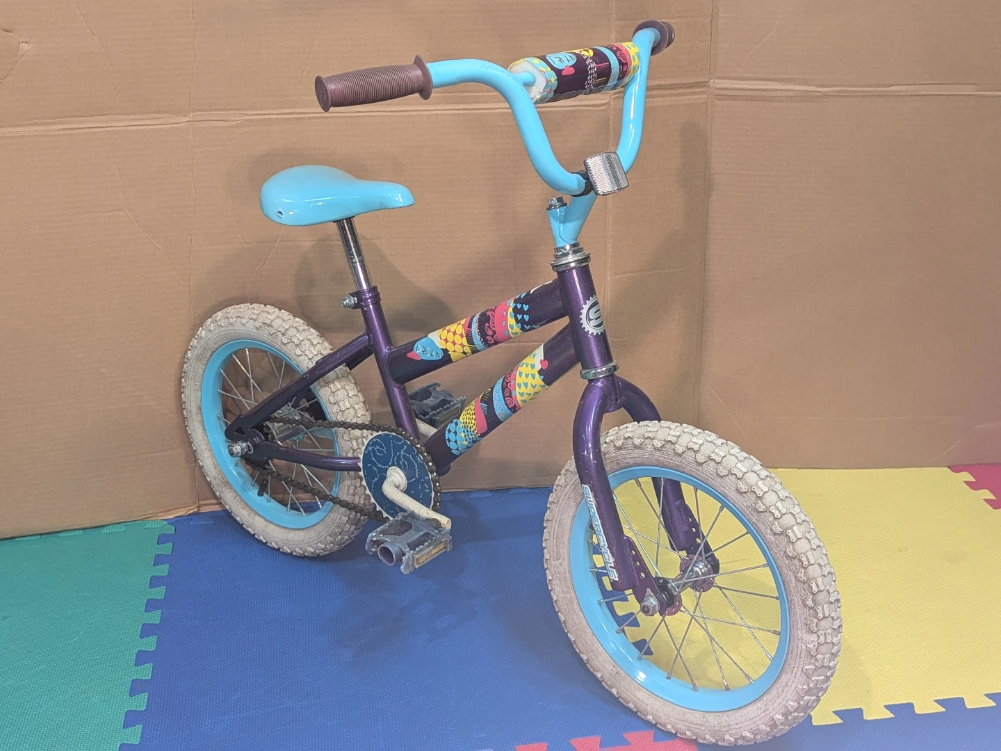 14" wheels, kid's bike, for kids ages 2-8 years old - photo 2
