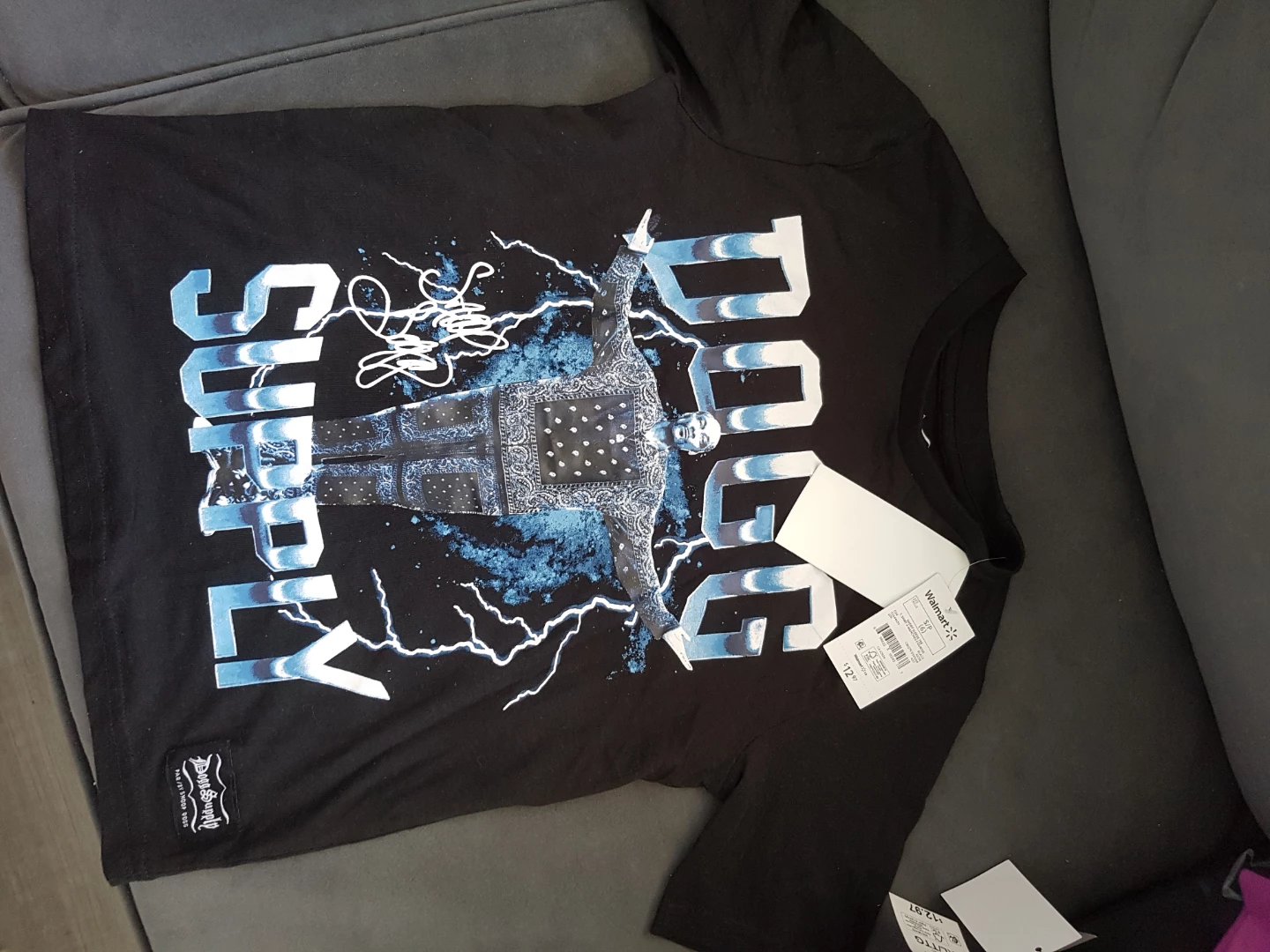 Brand new Dogg Supply T-Shirt 6/7 year old