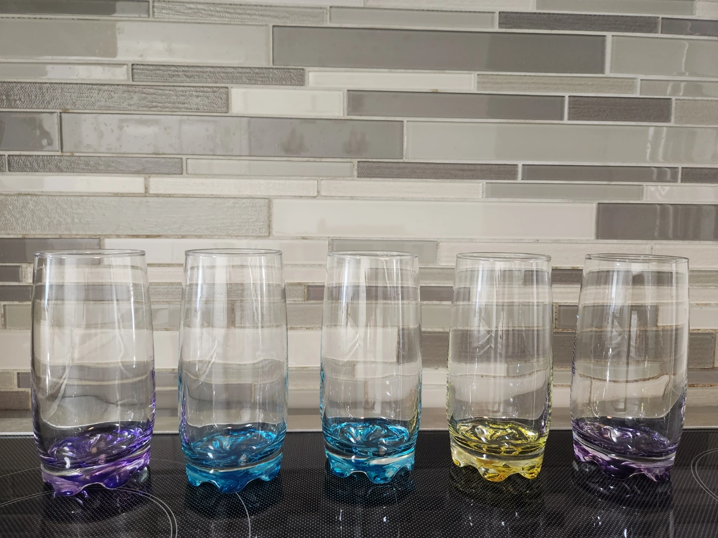 Set of 5 Coloured Base Tumbler Glasses - photo 3