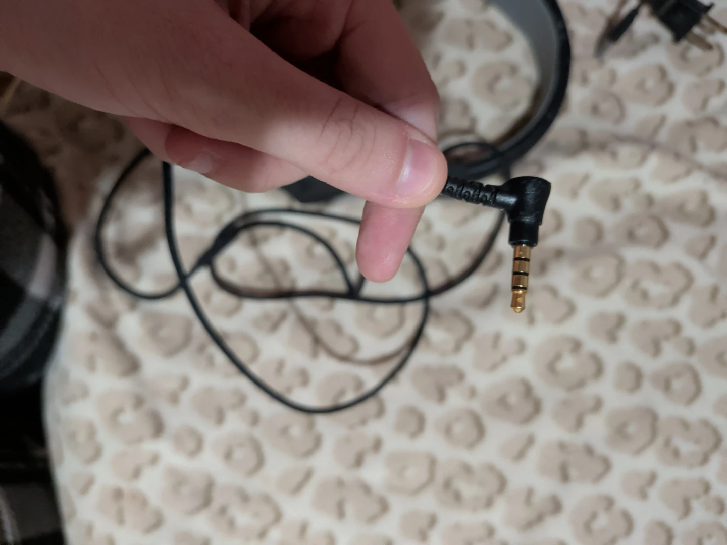 Black and Grey Headphones - photo 4
