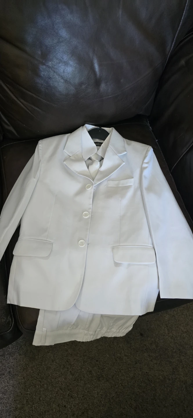 White Formal Suit Set with Vest and Tie - photo 2