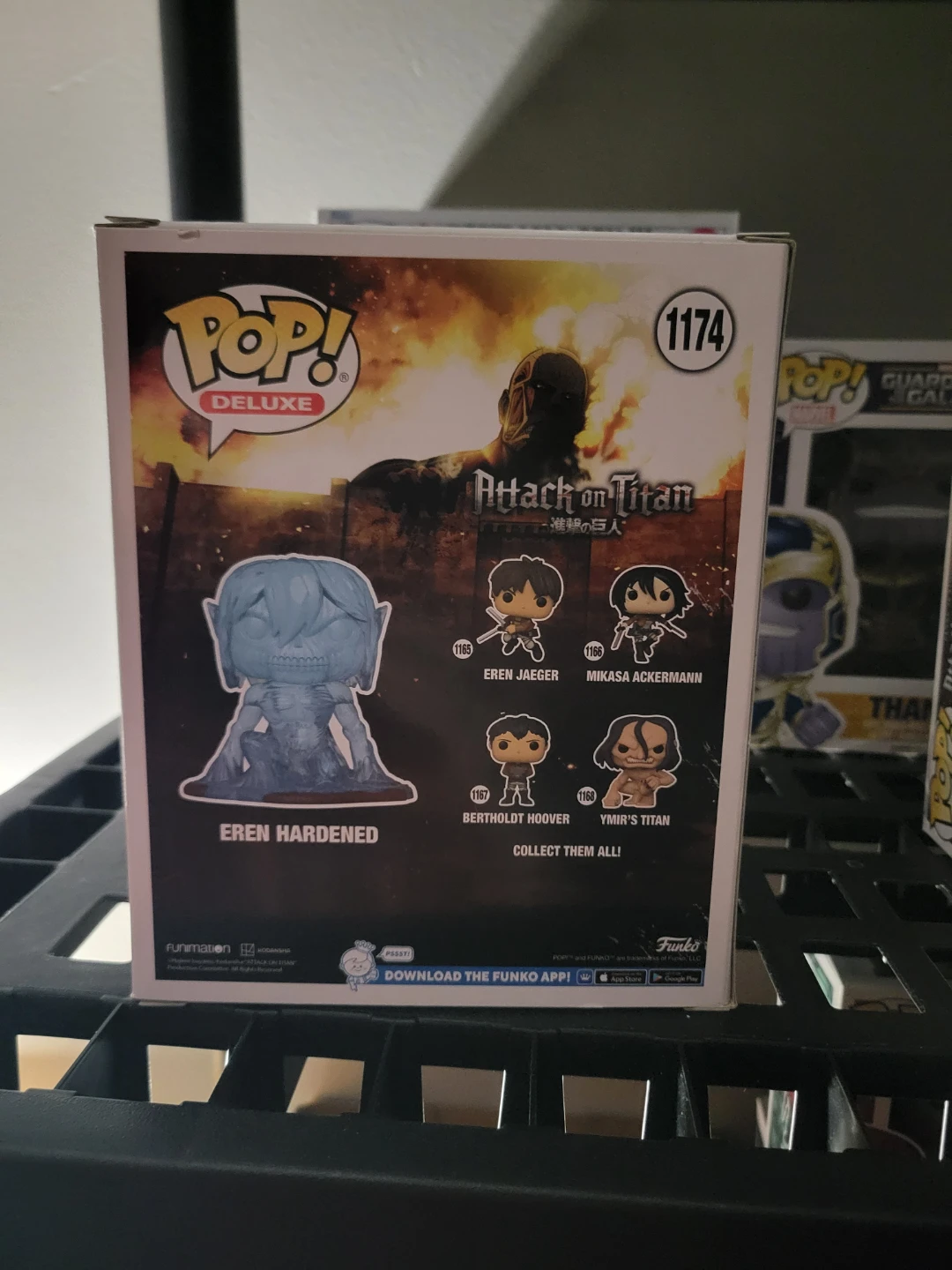 Funko Pop! Deluxe Eren Hardened Vinyl Figure #1174 - photo 3